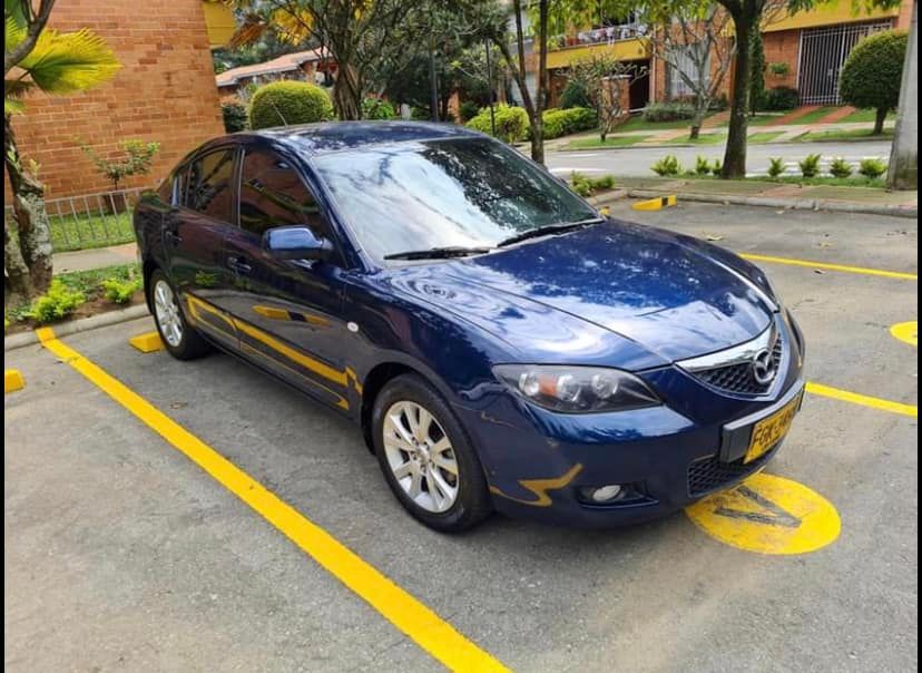 Mazda 3 automÃ¡tico 2008 unica dueÃ±a 90mil km en Barranquilla